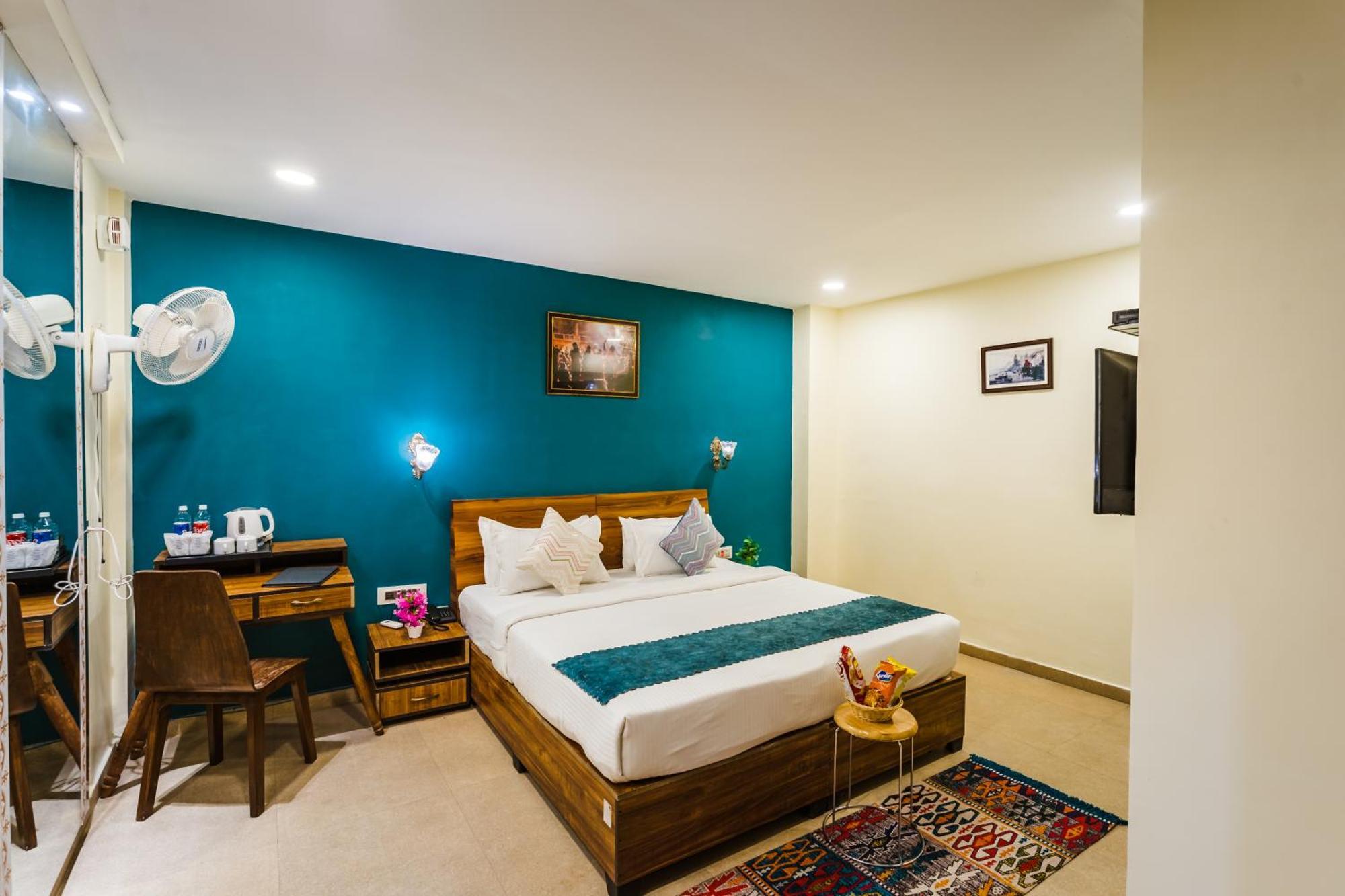 Tripli Hotels Silver Shine Варанасі Екстер'єр фото